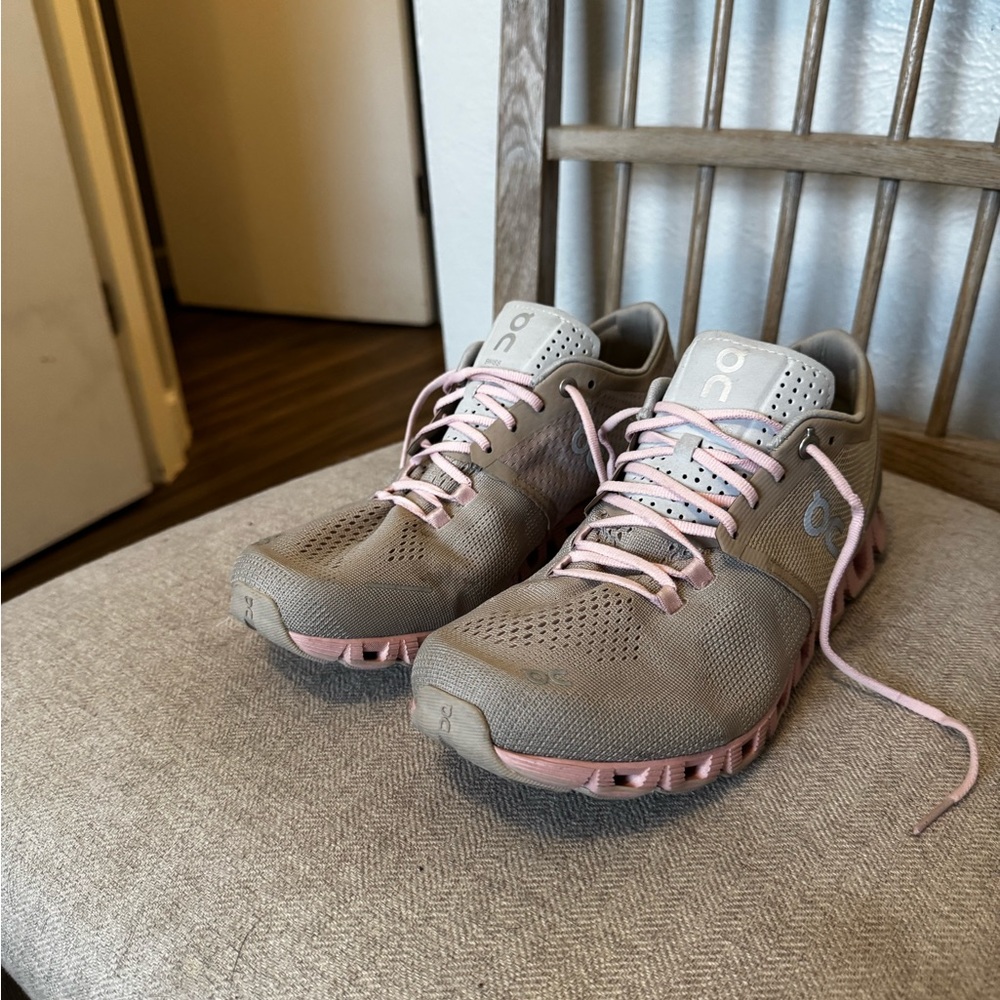 On Women’s Cloud X Sneakers - Sand/Rose